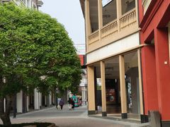 -王府井奥莱临潼小镇(临潼店)