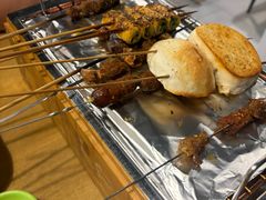 -烤满分·东北烧烤(首经贸店)