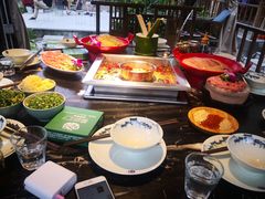 -二荆条·蜀鲜汇城市森林火锅