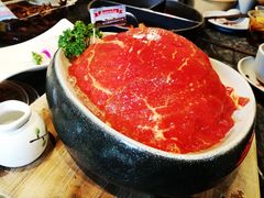 潮酷小嫩牛-热火朝天鲜切牛肉火锅(南强街巷店)