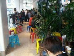 -耍哥串串香(香月湖店)