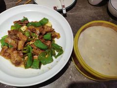 辣椒炒肉-闫府私房菜·百年鲁菜(恒隆店)