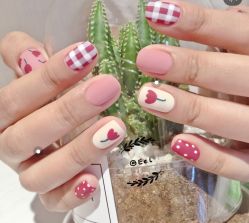 -Pink You美甲美睫纹绣定制中心