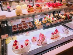 -巴黎贝甜(大宁国际商业广场店)