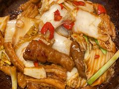 酸白菜炒肥肠-桂满陇·杭州小馆(巴黎春天浦建店)