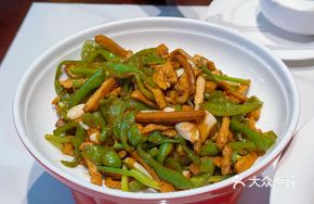 Green Pepper and Pork Stir-fry