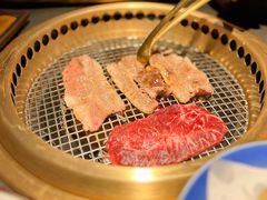 -铭牛烧肉·和牛海鲜自助(高新月牙湖店)