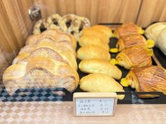豌豆荚-野上麦田(中贸广场店)