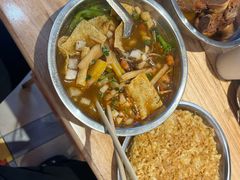 -柳州肥姨妈大骨螺蛳粉(万达中心店)