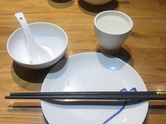 餐具摆设-崔义清鲁菜馆(大明湖店)