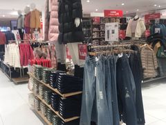 -优衣库(南京建邺万达广场店)