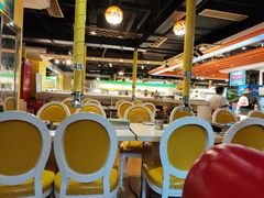大堂-爱客得牛排海鲜烤肉·火锅自助(春熙路黑金好店)