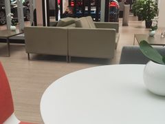 -成都华星名仕奥迪4S店(龙潭寺店)