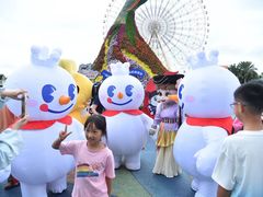 -七彩云南欢乐世界