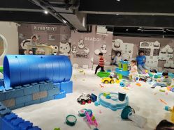 -MINI MARS KIDS CLUB亲子家庭中心(长宁天山店)