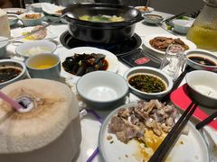 -东椰·海南椰子鸡火锅(朝阳门店)