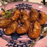 推广有一个米其林套餐，158新无一位，加88元跟酒