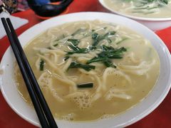 -三百碗宝应长鱼面(板仓街店)