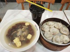 鸭血粉丝-百年尹氏汤包(湖南路狮子桥店)