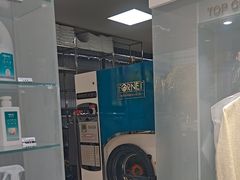 -福奈特洗衣·洗鞋·奢侈品护理(浦东南路店)