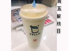 抹茶芝士玛奇朵-TPLUS茶家(淮海店)