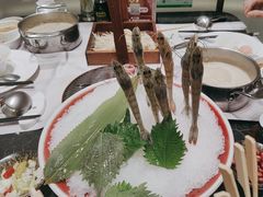 -红鼎豆捞·非遗鲍皇汤火锅(宝丰路店)