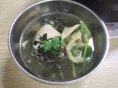 -小许三鲜砂锅馄饨店(家多乐烟酒店)