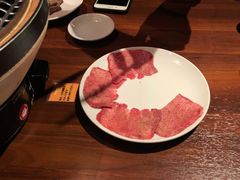 -焼肉まんぐう
