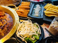 特色土豆粉-哥老官重庆美蛙鱼头(虹口龙之梦店)