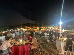 -亚龙湾希尔顿自助餐厅·海鲜·烧烤·沙滩BBQ·现场乐队