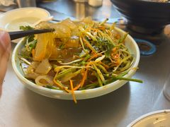 肉丝拉皮-郭记原生态烤羊腿(长宁路店)