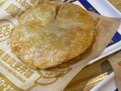 -魔都三兄弟·酸辣粉·小面炸串(虹桥万科店)