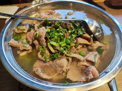 跷脚牛肉-肖四女·江湖菜(临港店)