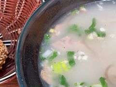 -万红路羊汤烧饼店(将台路店)
