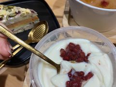 双皮奶-炖物24章·顺时轻养茶(杭州大厦店)