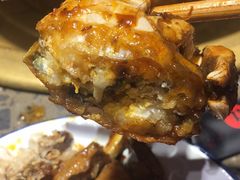 -沪小二炭火蛙锅(淮海中路美食不夜城店)