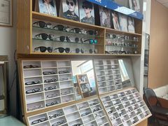 -李医生眼镜工作室