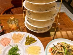 -龙悦湾酒家·八阵鱼生·渔人码头店