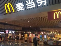 门面-麦当劳(郑州东高铁站店)