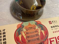 -肥肥虾庄·金牌油焖大虾(首义路店)