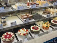 -85度C(生甜甜圈研究工坊·上海平凉店)