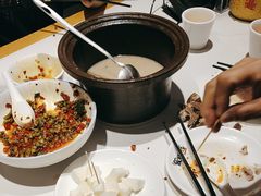-饭橘汉江码头·乡野土菜馆(静安路店)