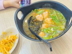 -桂在香知桂林米粉(红博中央公园店)
