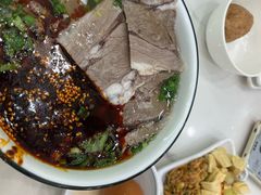 -伊穆祥牛肉面总店·清真