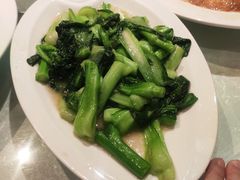 香菇菜心-东方明珠老上海8号餐厅(东方明珠广播电视塔店)