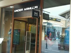 -UNDER ARMOUR(八达岭奥莱店)