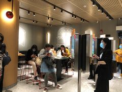 -麦当劳(中山公园龙之梦店)