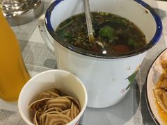 -彭耕记猪油炒小菜(吉联mall店)