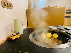 -锅老头海鲜铁锅炖