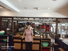 -一楼食业·美食人家